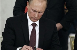 Tổng thống Nga ký phê chuẩn Hiệp ước sáp nhập Crimea